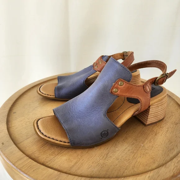Born Women's Leather Blue Sandals - Picture 4 of 13